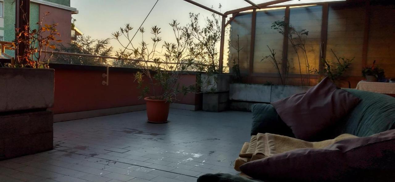 Meraviglioso Super Attico Con Terrazza Milan Luaran gambar